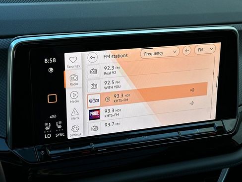 New 2025 Volkswagen Atlas Peak Edition SE AWD/4WD image 19