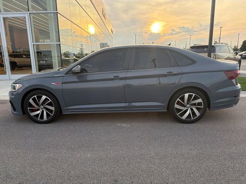 Used 2021 Volkswagen Jetta GLI FWD image 3