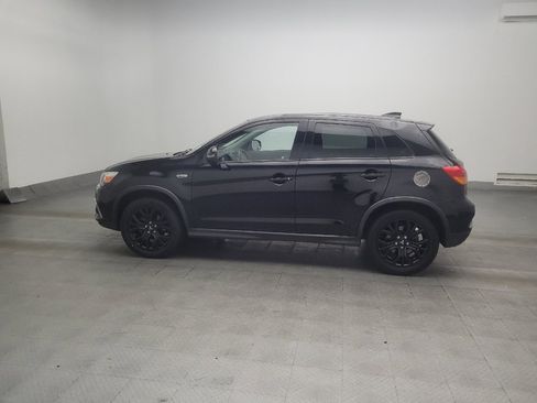 Used 2019 Mitsubishi Outlander Sport LE FWD image 3