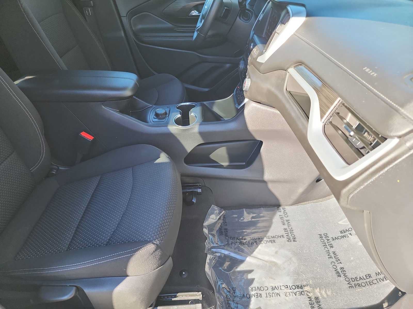 Used 2024 GMC Terrain SLE FWD image 23