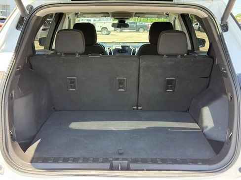 Used 2021 Chevrolet Equinox LT FWD image 6