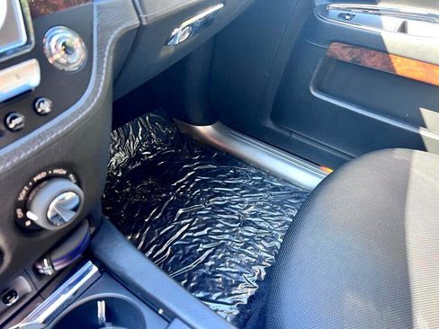 Used 2013 Rolls-Royce Ghost image 15