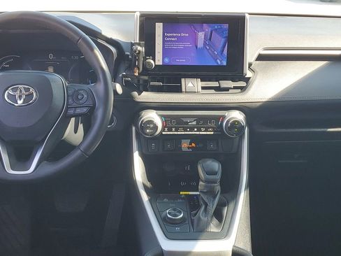 Used 2024 Toyota RAV4 XLE image 28