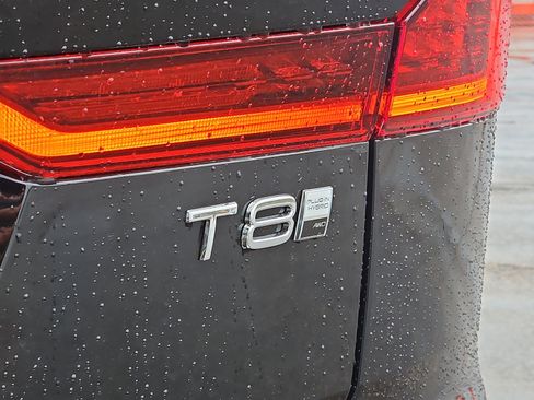New 2026 Volvo XC60 T8 Ultra w/ Protection Package Premier AWD/4WD image 21