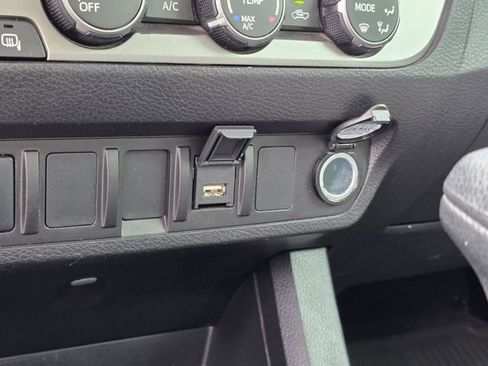 Used 2021 Toyota Tacoma SR w/ SR Convenience Package RWD image 19
