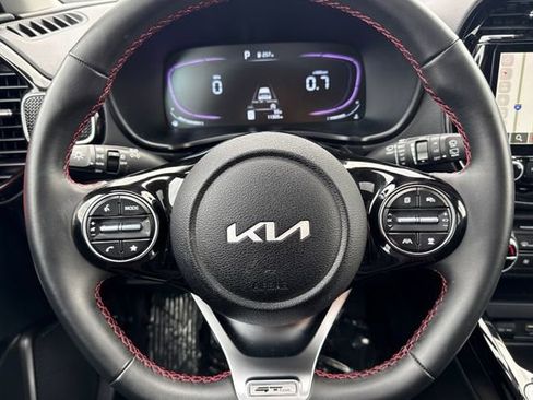 Used 2025 Kia Soul GT-Line w/ GT-Line Technology Package FWD image 30