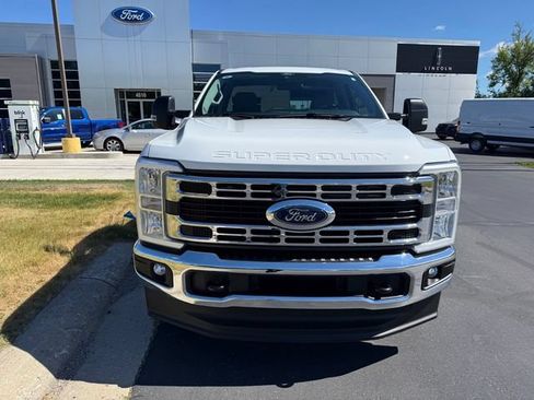 Used 2025 Ford F350 XLT w/ FX4 Off-Road Package AWD/4WD image 5