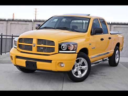 Used 2008 Dodge Ram 1500 Truck SLT w/ Navigation Convenience Group RWD image 1
