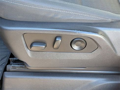 Used 2023 Chevrolet Silverado 1500 LT Trail Boss w/ Convenience Package II image 17