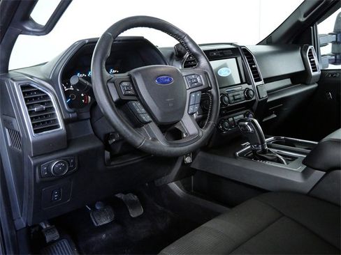 Used 2016 Ford F150 XLT w/ Equipment Group 302A Luxury image 18