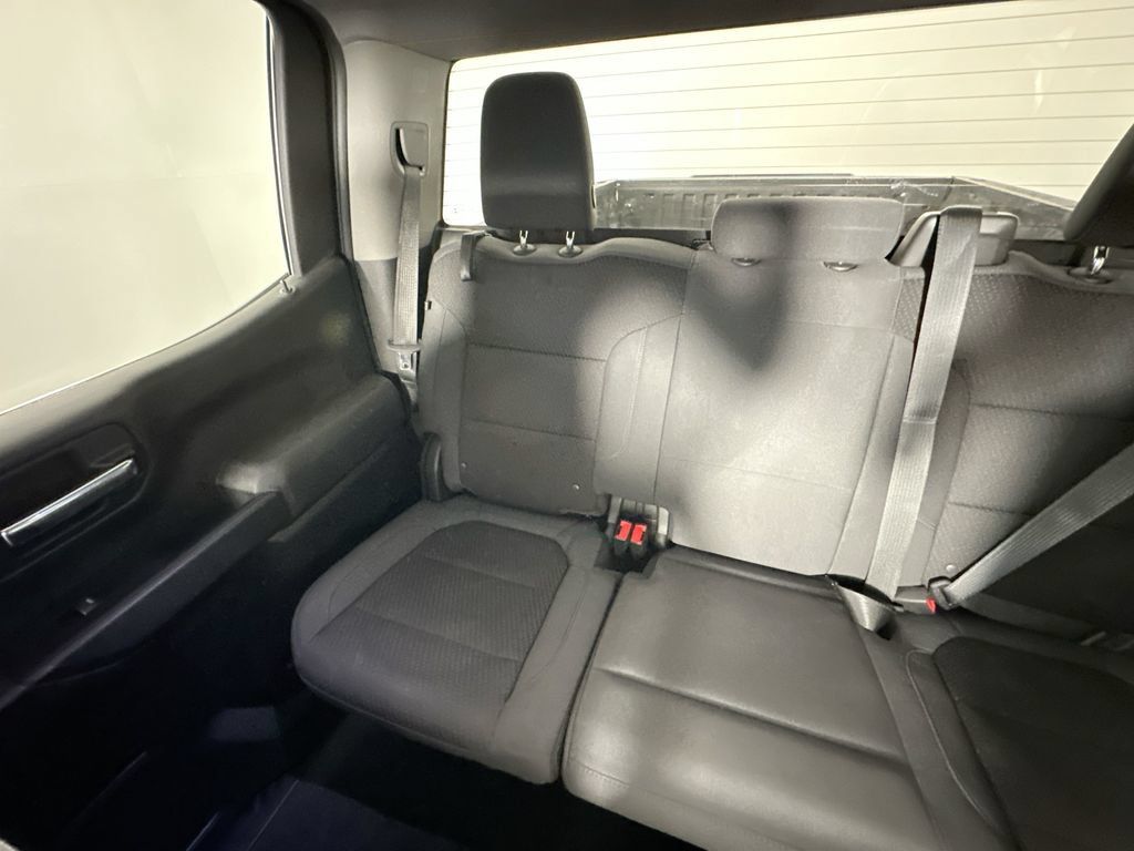 Used 2019 Chevrolet Silverado 1500 Custom Trail Boss w/ Custom Convenience Package AWD/4WD image 12