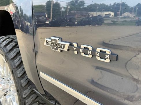 Used 2018 Chevrolet Silverado 1500 LTZ Z71 w/ Centennial Edition AWD/4WD image 12