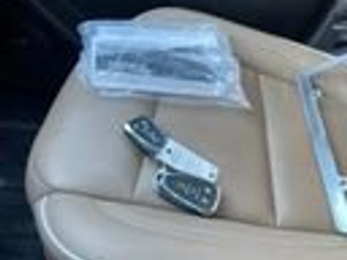 Used 2023 Chevrolet Traverse Premier image 12