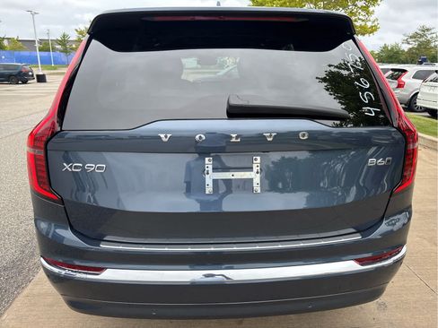 Used 2026 Volvo XC90 B6 Plus w/ Protection Package Premier AWD/4WD image 10