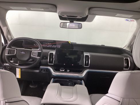 New 2026 Ford Expedition Max Platinum w/ Platinum Ultimate Package image 18