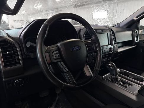 Used 2017 Ford F150 XLT w/ Equipment Group 302A Luxury AWD/4WD image 8