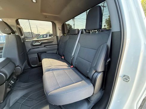 Used 2024 Chevrolet Silverado 1500 LT RWD image 19