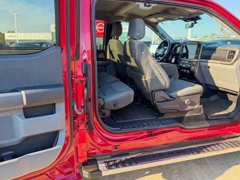 Used 2024 Ford F150 XLT w/ Tow/Haul Package RWD image 12
