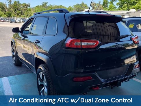 Used 2014 Jeep Cherokee Trailhawk w/ Technology Group AWD/4WD image 7