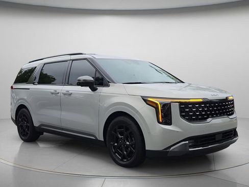 New 2026 Kia Carnival SX Prestige FWD image 3