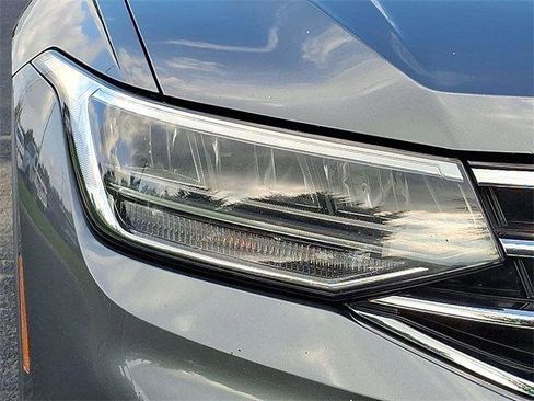 Certified 2024 Volkswagen Tiguan S image 9