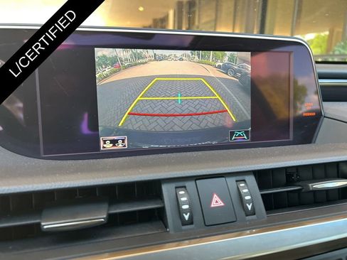 Certified 2021 Lexus ES 250 w/ Premium Package AWD/4WD image 18