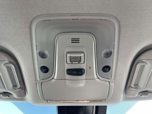 Used 2020 Toyota Prius Prime Limited image 32