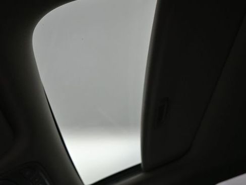 Certified 2022 Kia Telluride S image 18