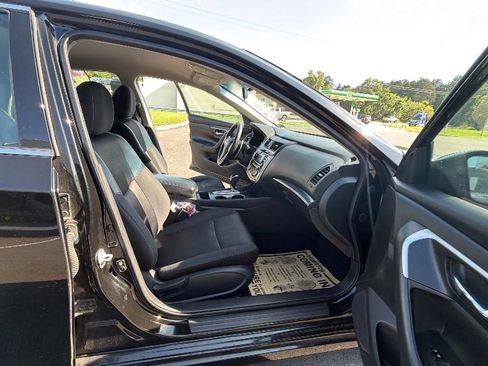 Used 2018 Nissan Altima 2.5 SR FWD image 46