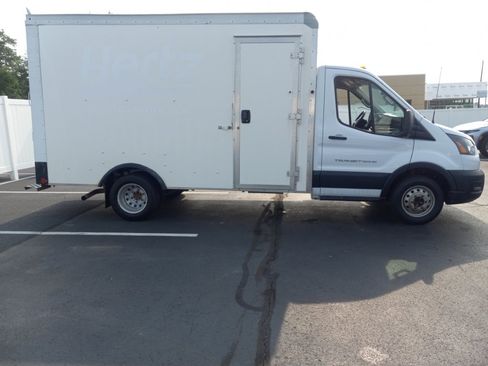 Used 2022 Ford Transit 350 DRW RWD image 4