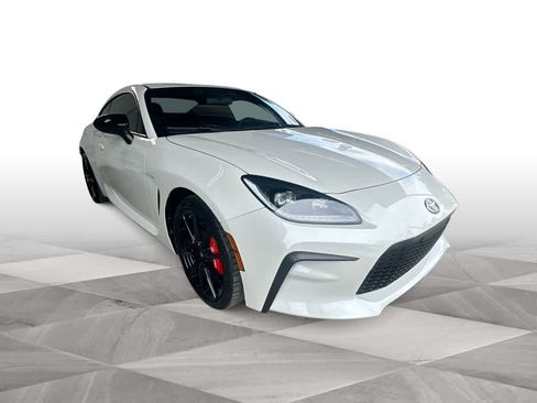 Used 2025 Toyota GR86 Premium w/ Performance Package RWD image 2