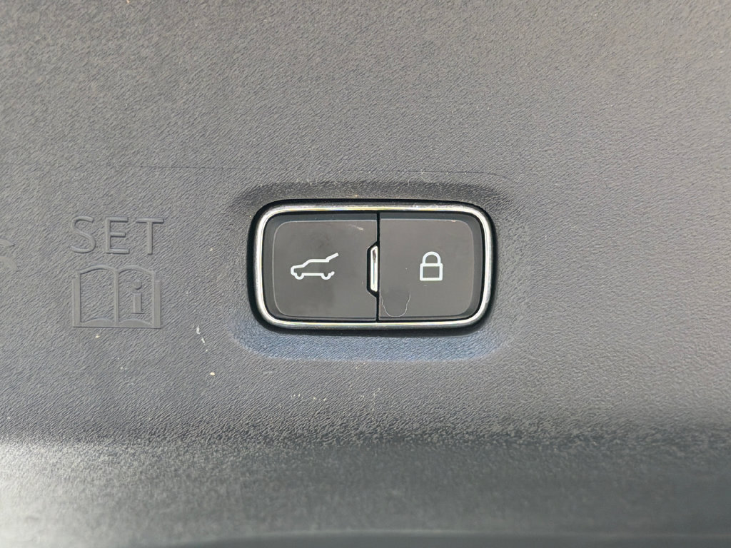 Used 2025 Ford Expedition Max Platinum w/ Driver's Package AWD/4WD image 19
