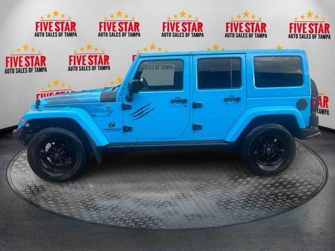 Used 2017 Jeep Wrangler Unlimited Sahara image 4
