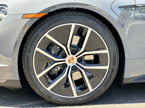 New 2026 Porsche Taycan RWD image 29