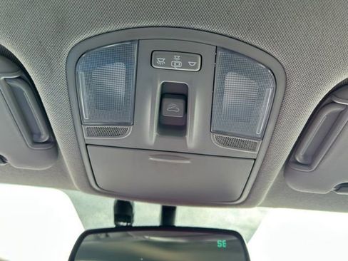 Used 2017 Hyundai Elantra Limited w/ Limited Tech Package 04 image 42