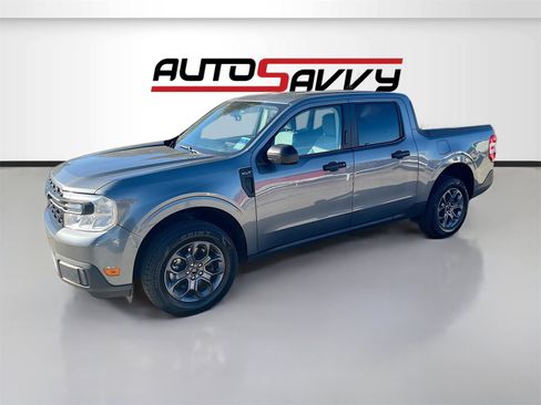 Used 2023 Ford Maverick XLT image 3