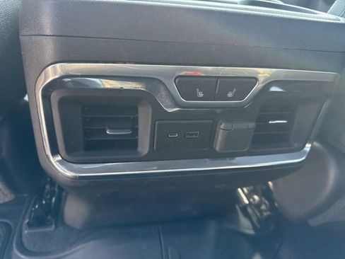 Used 2023 GMC Sierra 2500 AT4 w/ AT4 Preferred Package image 15
