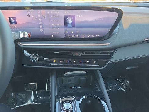 New 2026 Buick Envision Sport Touring AWD/4WD image 21
