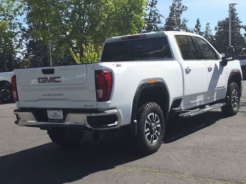 Used 2023 GMC Sierra 3500 SLE w/ Gooseneck/5TH Wheel Package AWD/4WD image 8