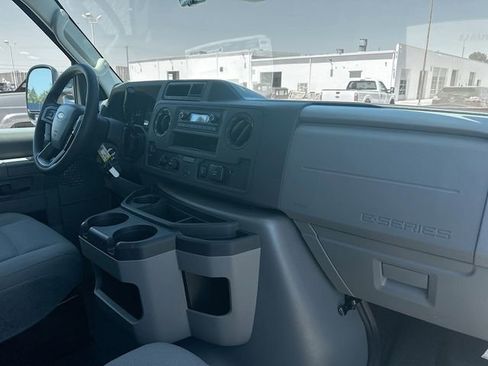 New 2026 Ford E-350 and Econoline 350 Super Duty w/ Power Equipment Group image 30