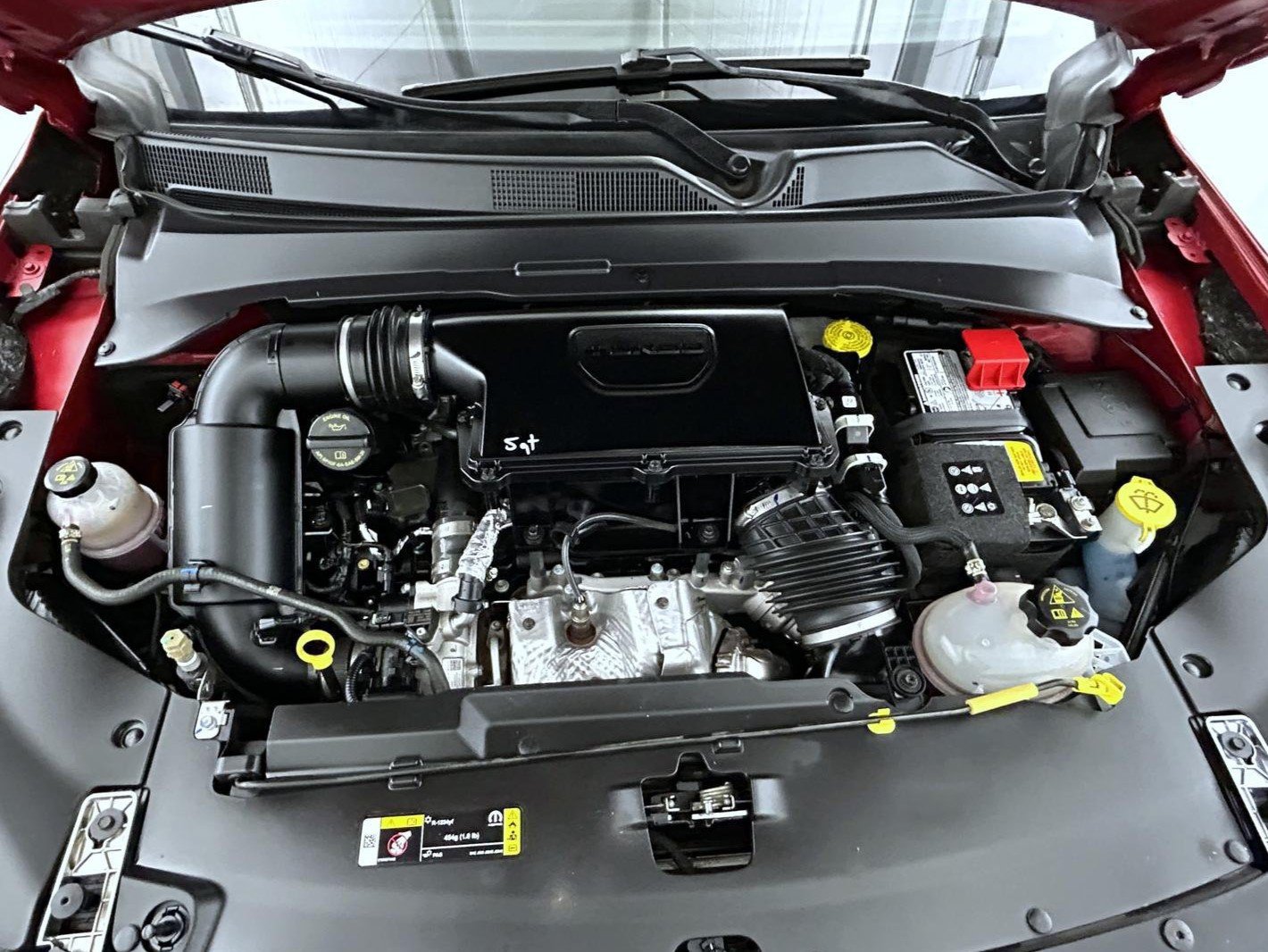 Certified 2025 Jeep Compass Limited AWD/4WD image 25