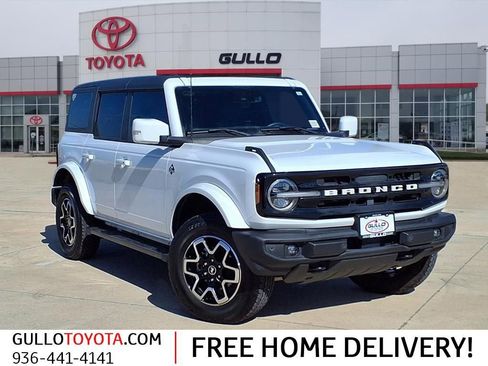 Used 2024 Ford Bronco Outer Banks image 1