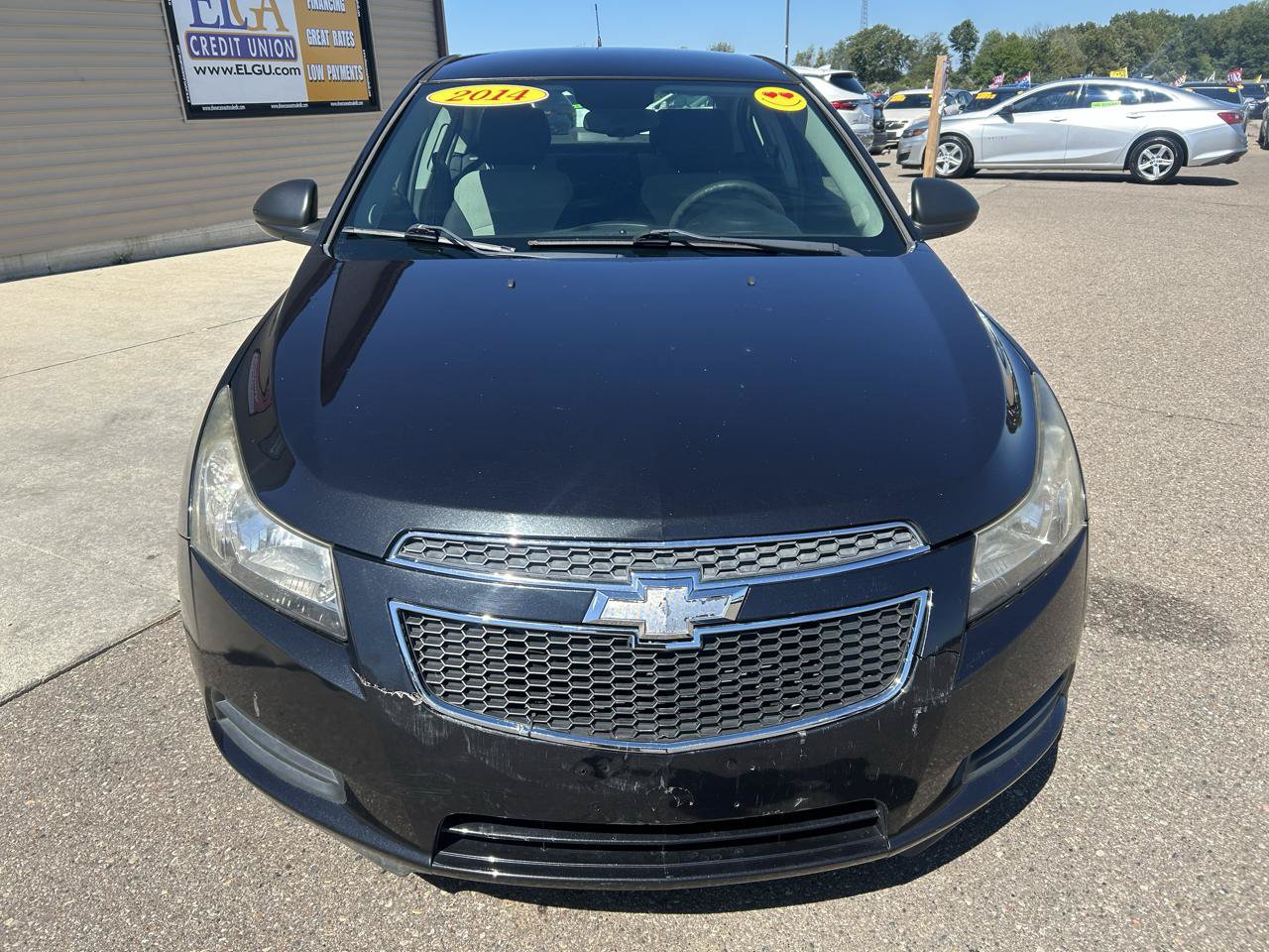 Used 2014 Chevrolet Cruze LS FWD image 2