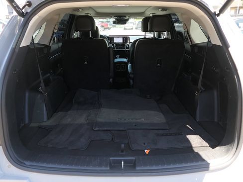 Used 2023 Kia Sorento EX w/ Panoramic Sunroof Package FWD image 25