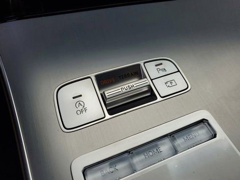 New 2026 Genesis GV70 2.5T Advanced image 14