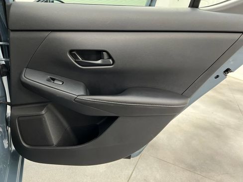 Used 2024 Nissan Sentra SV FWD image 23
