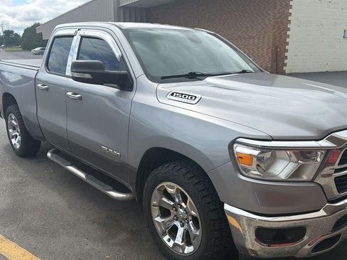 Used 2020 RAM 1500 Lone Star RWD image 3