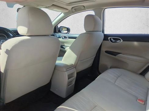 Used 2017 Nissan Sentra SV w/ Driver's Assist Package image 18