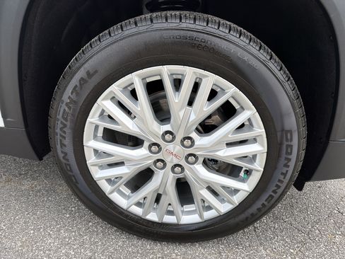 New 2026 GMC Acadia Elevation w/ Elevation Premium Package FWD image 13
