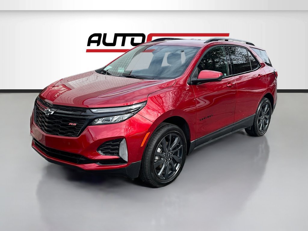 Used 2024 Chevrolet Equinox RS w/ LPO, Floor Liner Package AWD/4WD image 3
